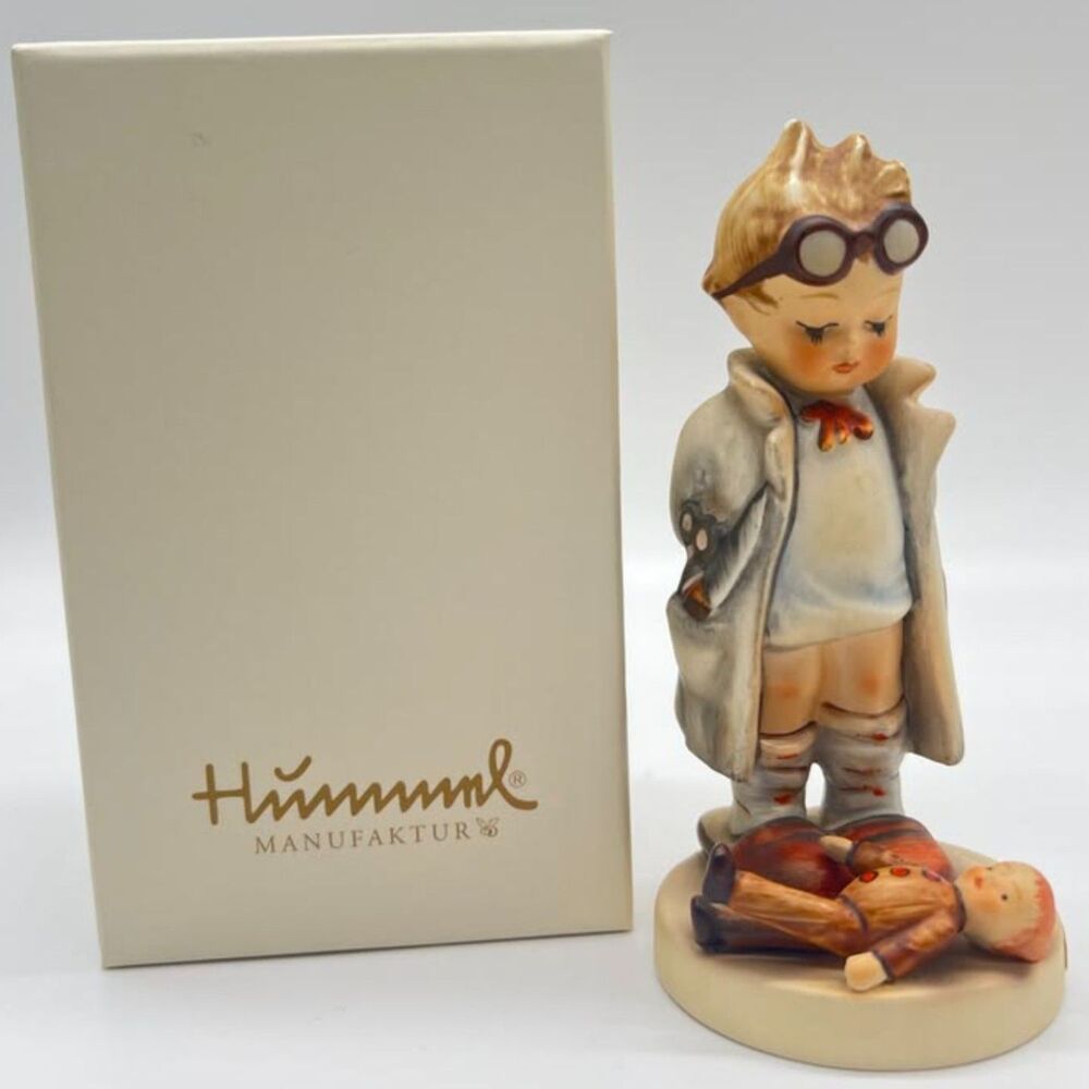Vintage Goebel M.I. Hummel #127 "Doctor" Figurine "West Germany" in Original Box